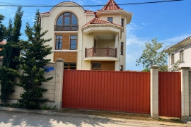 Дом 291 м2 наб. Первозванного