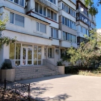 Продам трёхкомнатную квартиру по ул. Николая Музыки, недалеко от центр